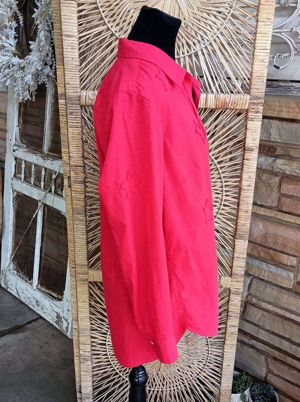 Westbound Button-Down Shirt Red with Star Embroidery_L - Picture 4 of 6